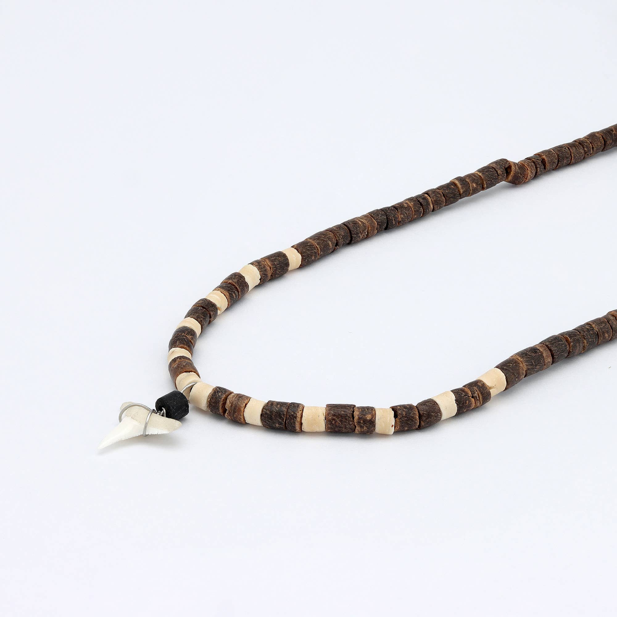 Collar de cuentas Hiu de Koh Surf para hombre: Marrón