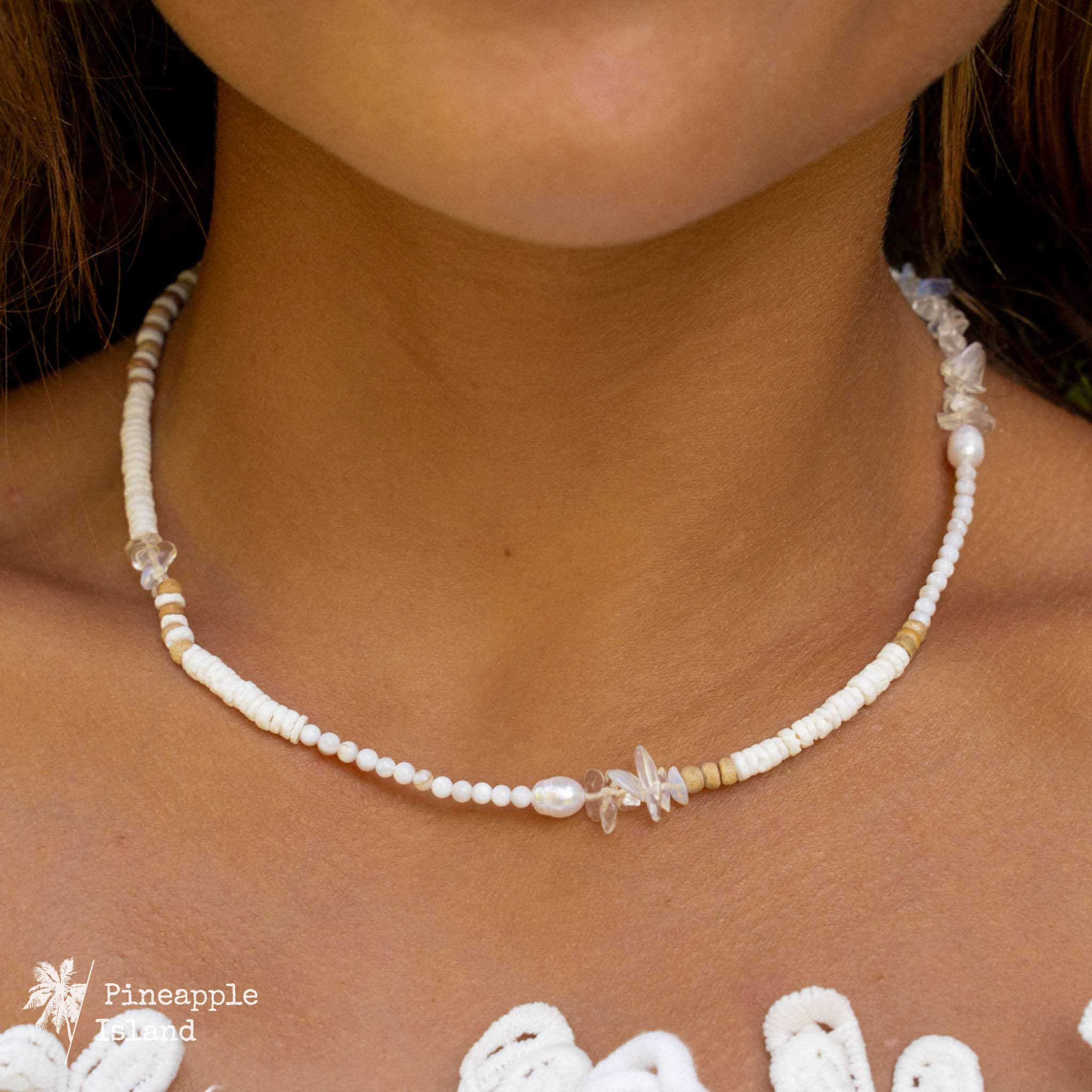 Collar de  cuentas Love is Here  Pineapple Island : Cuarzo Rosa