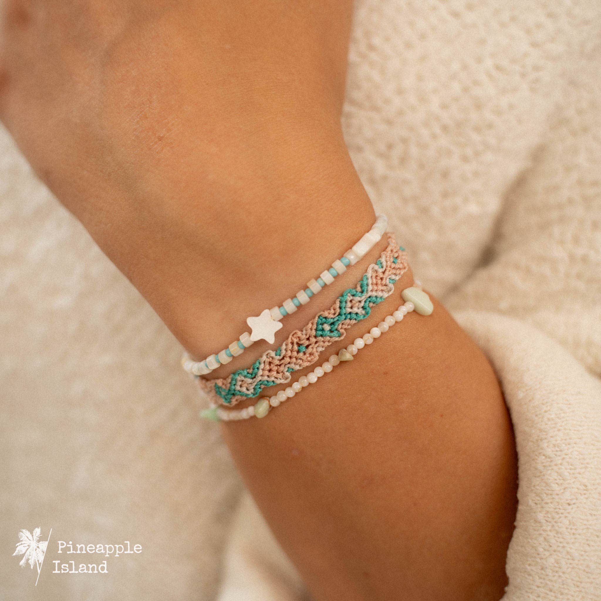 Set de pulseras Cantik  de Pineapple Island