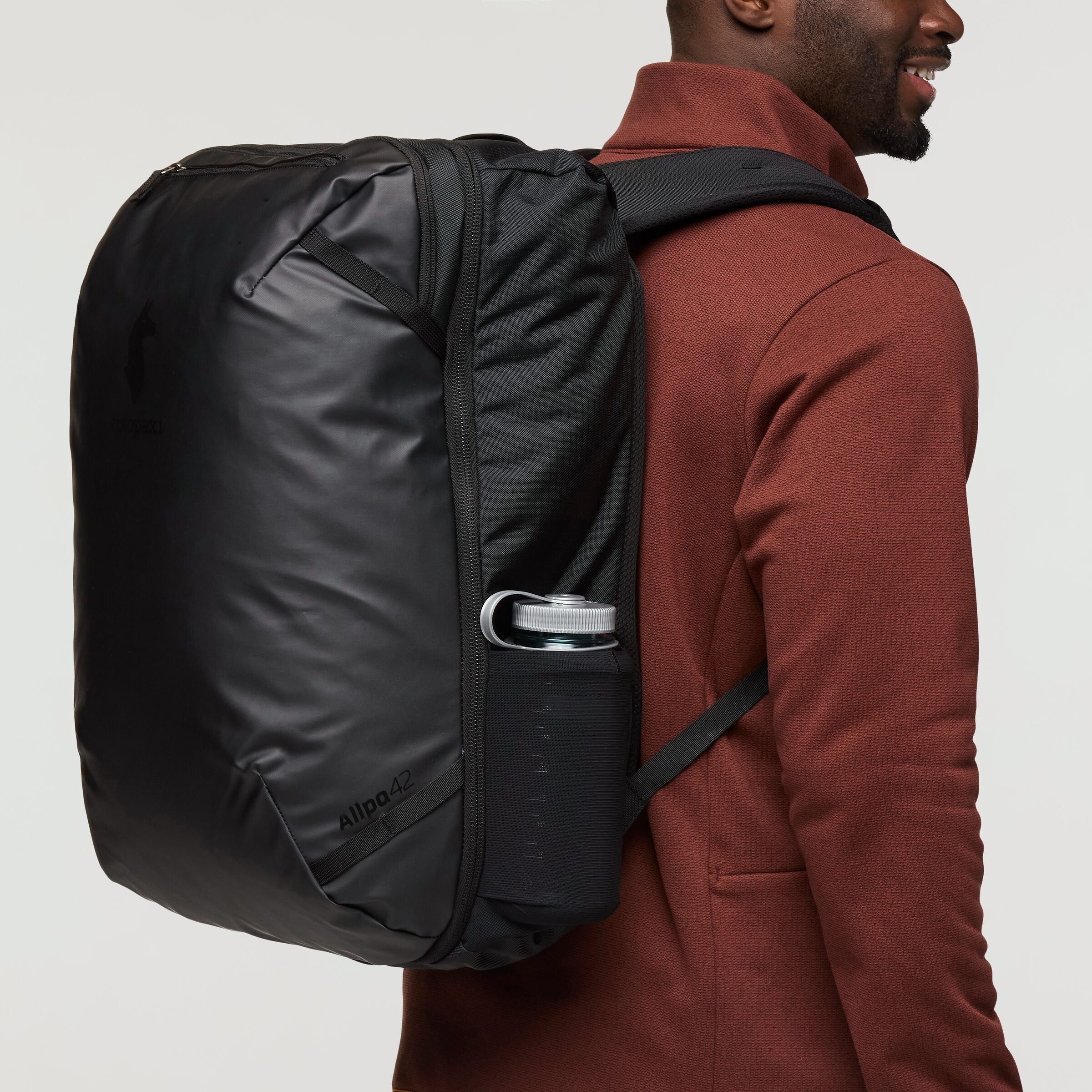 Mochila Allpa 42L Travel Pack Black