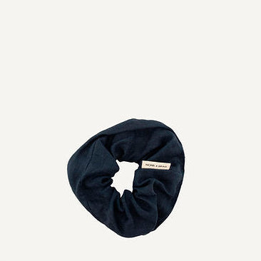 Coletero Monk & Anna Scrunchie | Midnight