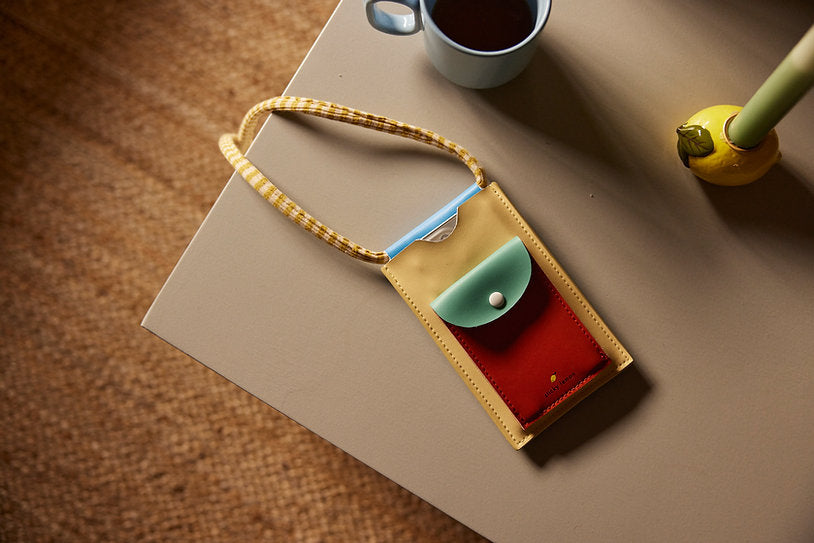 Bolso Para Móvil Sticky Lemon  • sandy yellow • Wonders of the Deep Sea •