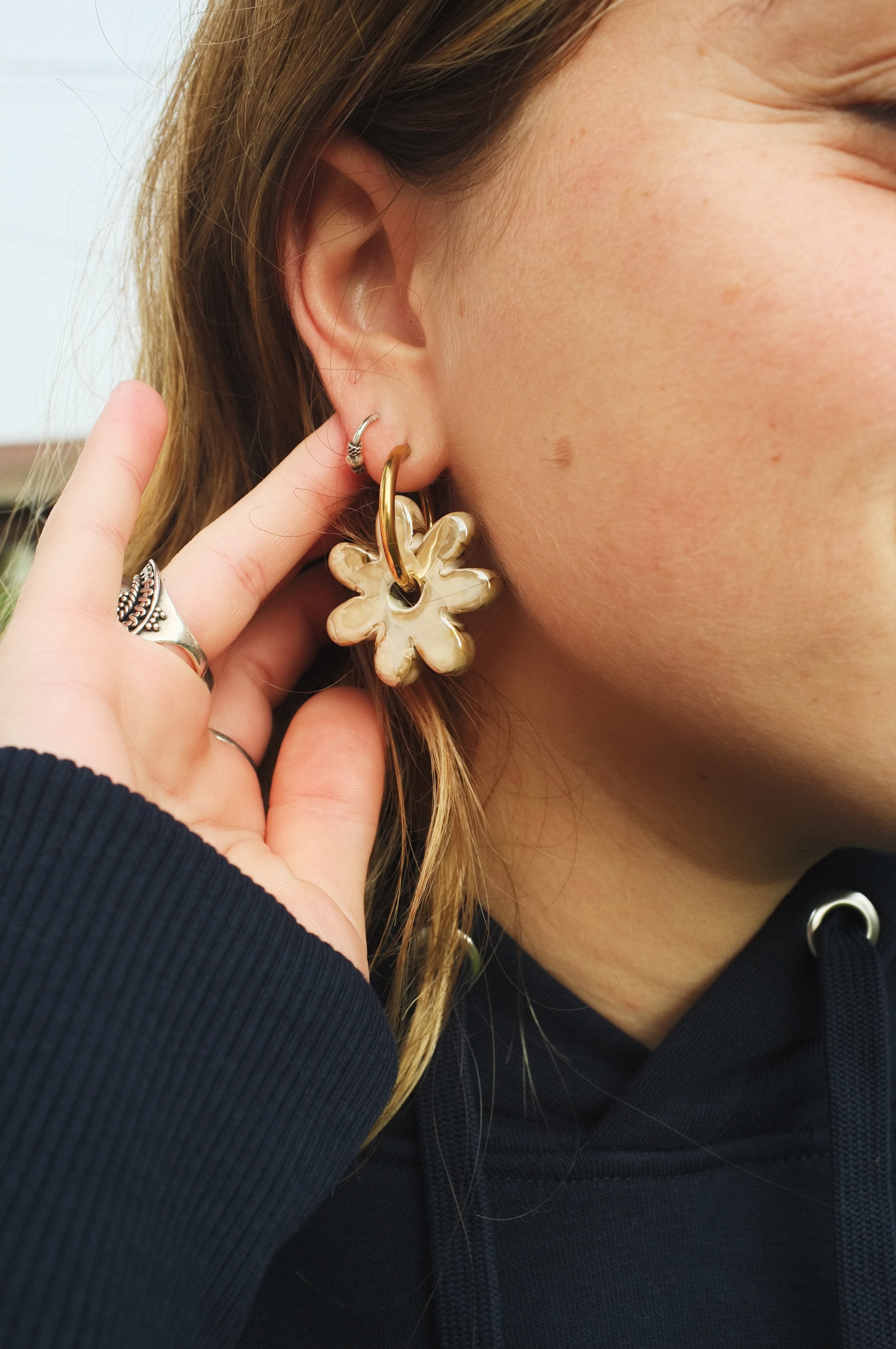 Pendientes Lokatis Big Margarita Beige