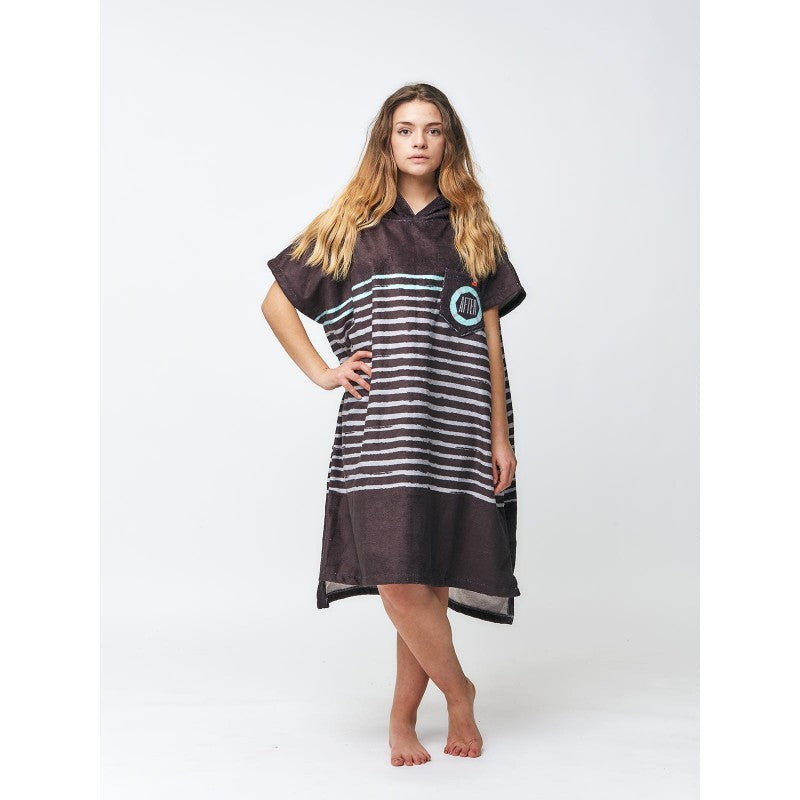 Poncho After Essential Sailor Negro